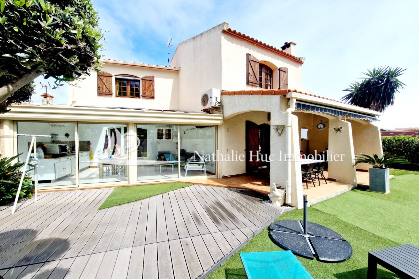 Luxury villa for sale in Canet Plage