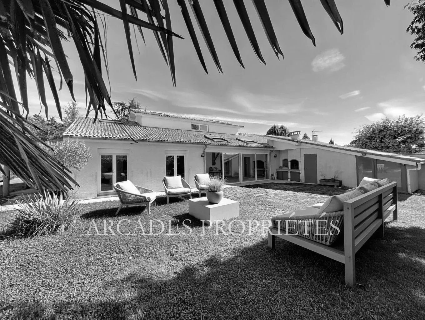 Maison de luxe à vendre à Bouliac