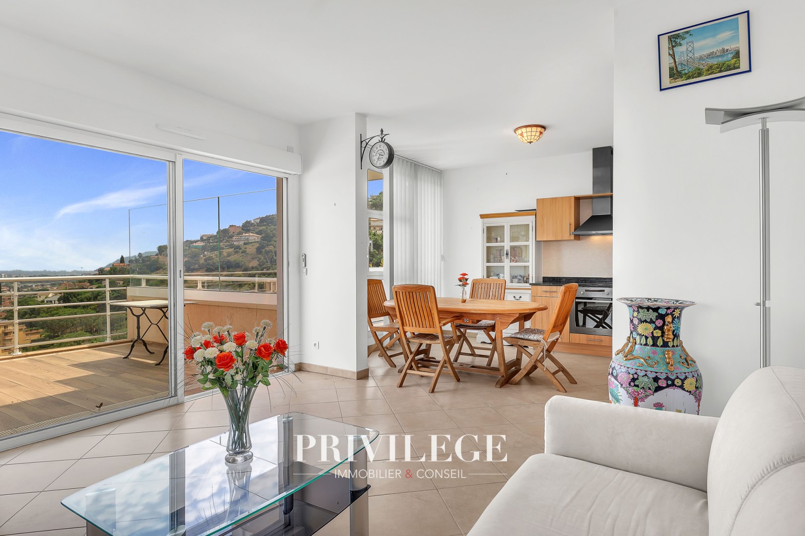 Luxe appartement te koop in Mandelieu-la-Napoule