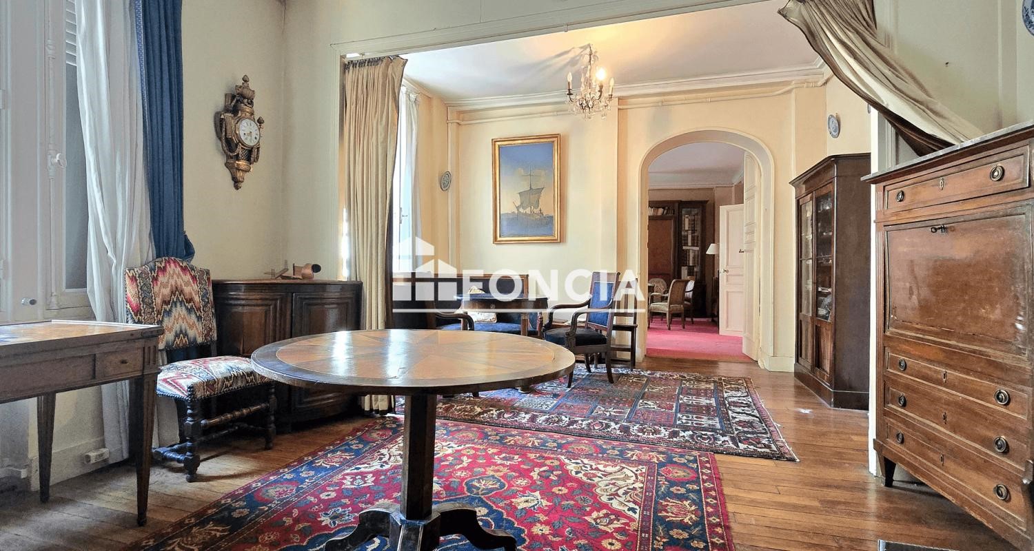 Luxe appartement te koop in Legendre-Lévis