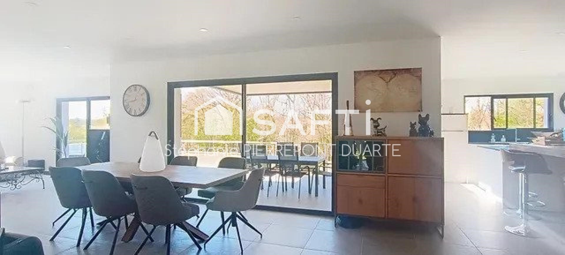 Luxury villa for sale in Trélissac