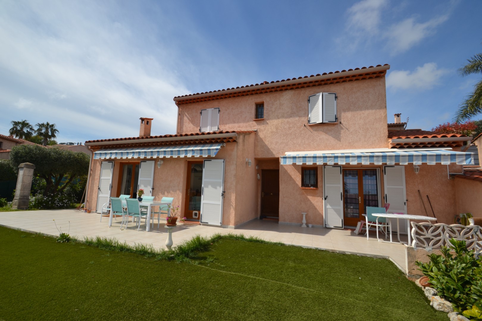 Luxury house for sale in Le Golfe Juan