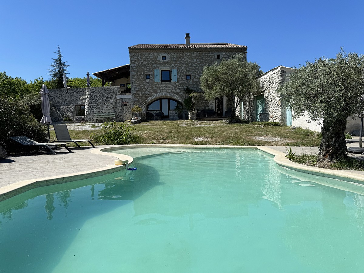 Mas à vendre à Balazuc