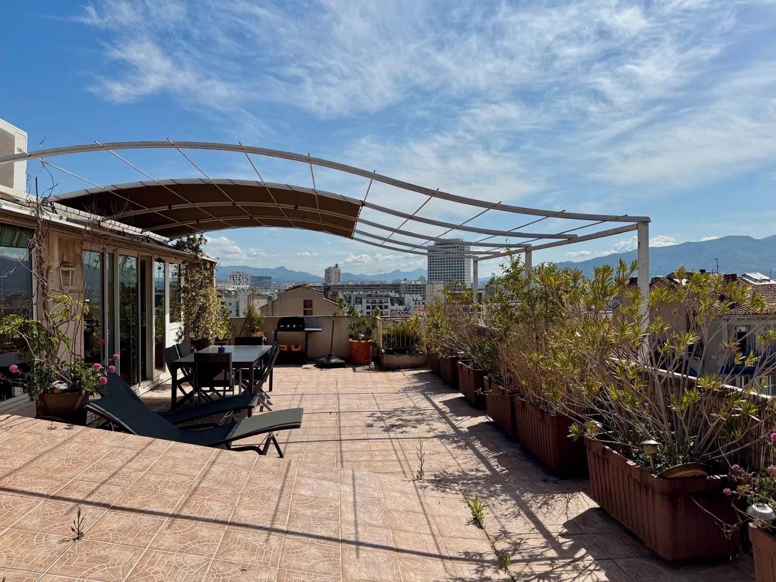 Duplex de luxe à vendre à Marseille 6ème