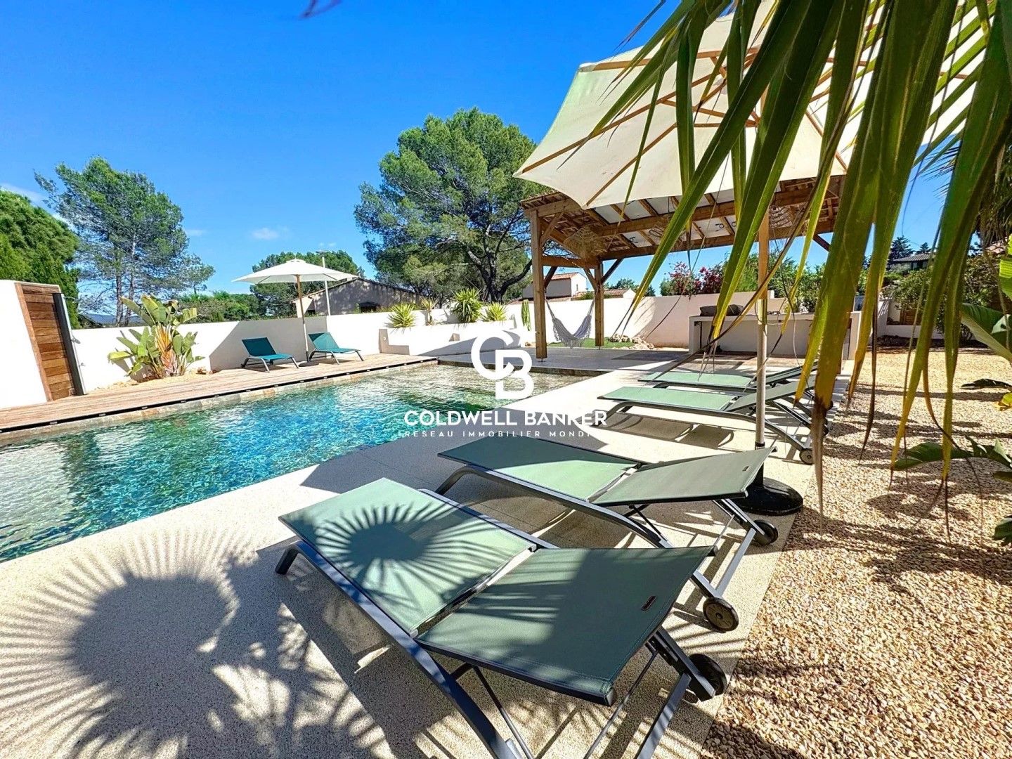 Villa de luxe à vendre dans le quartier La Bouverie