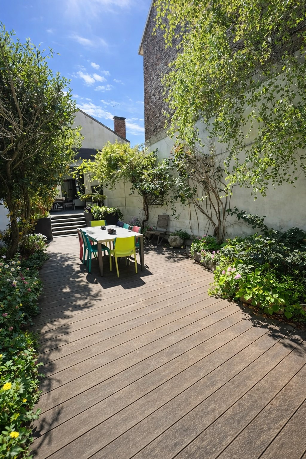 Luxury house for sale in the district Haut Pantin-Charles Auray