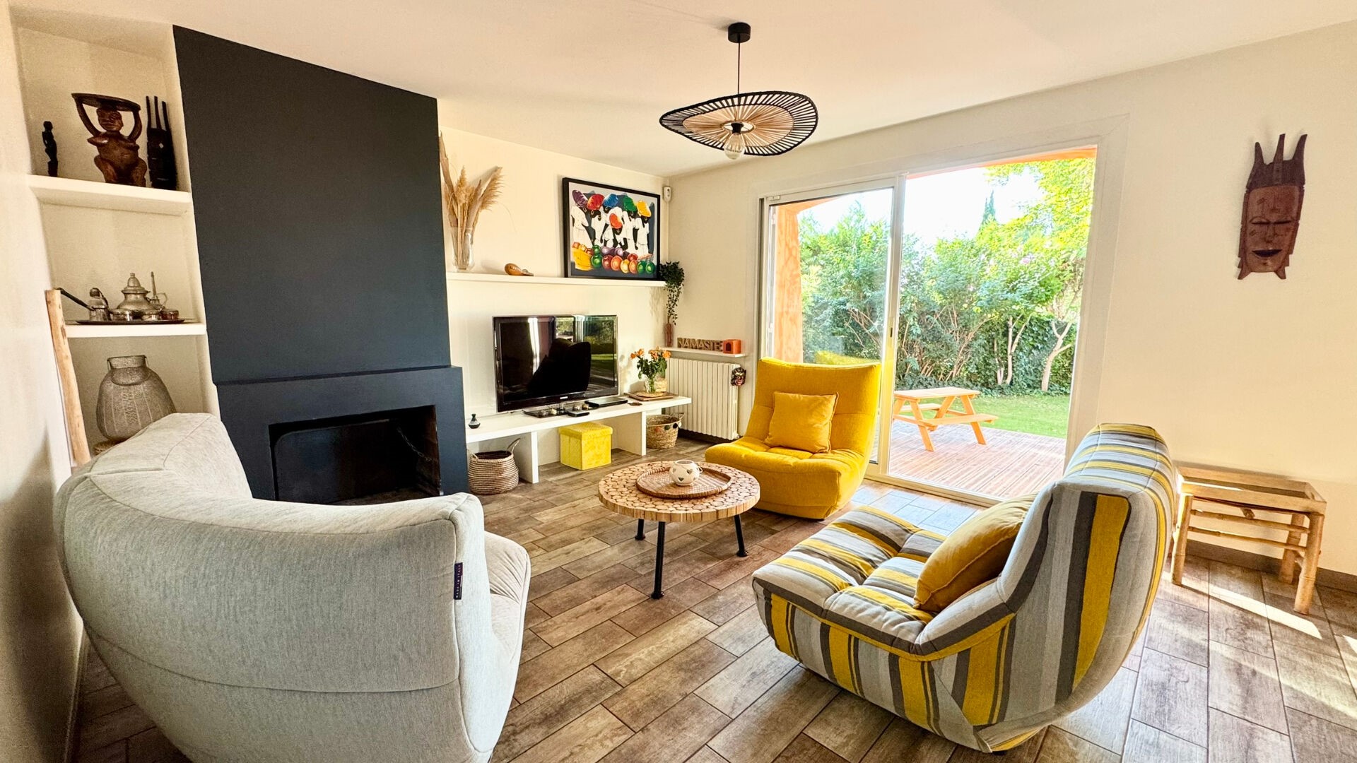 Luxury house for sale in the district Noyau Villageois-Zone Urbaine