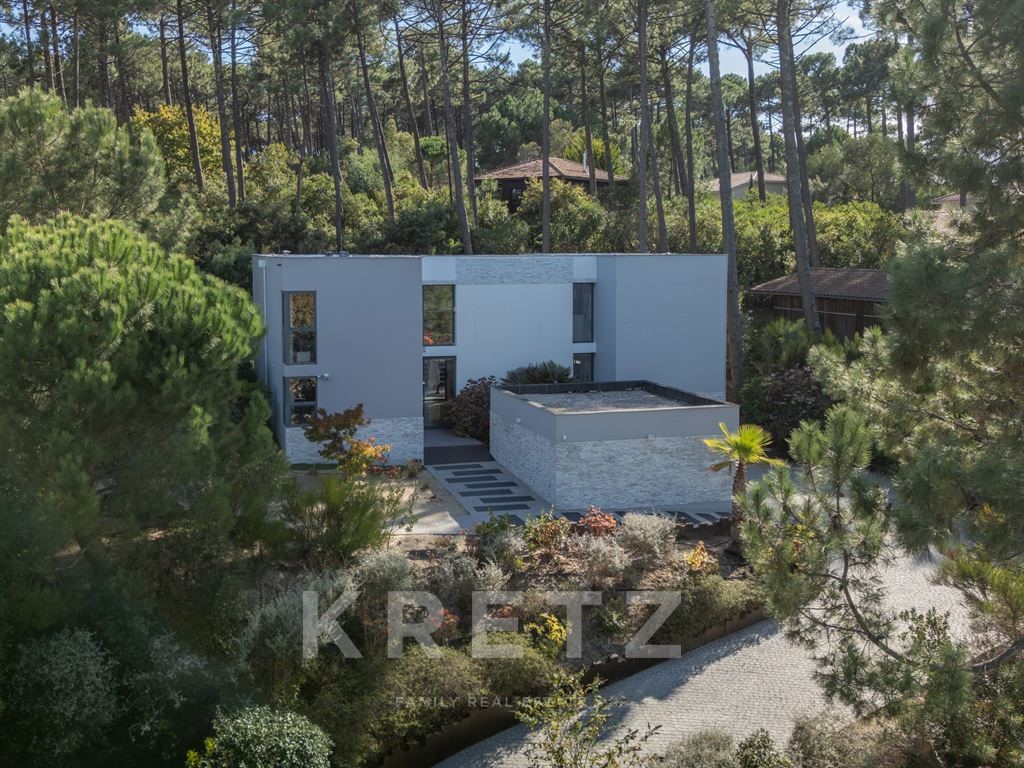 Architect house for sale in the district Centre Cap Ferret