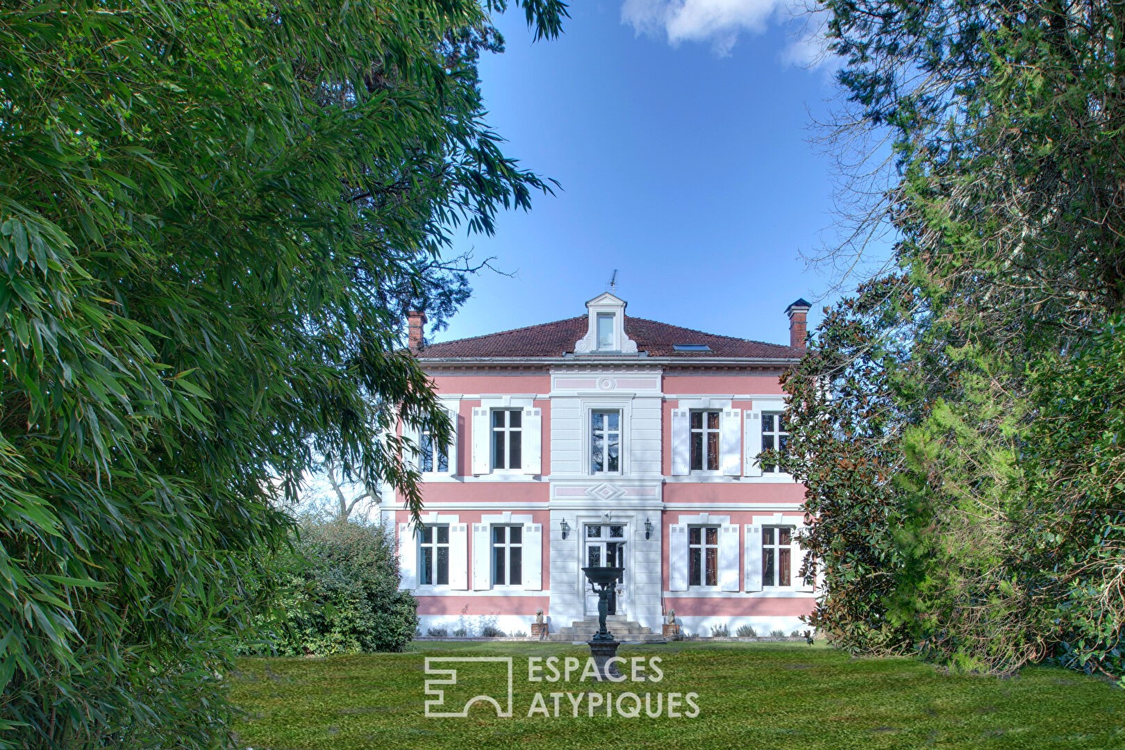 Maison de luxe à vendre à Lesperon