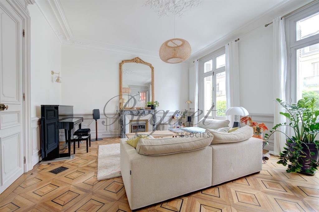 Luxury house for sale in the district Centre