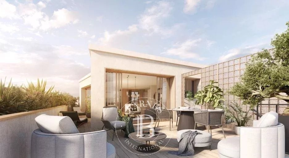 Luxury apartment for sale in the district Epinettes-Bessières