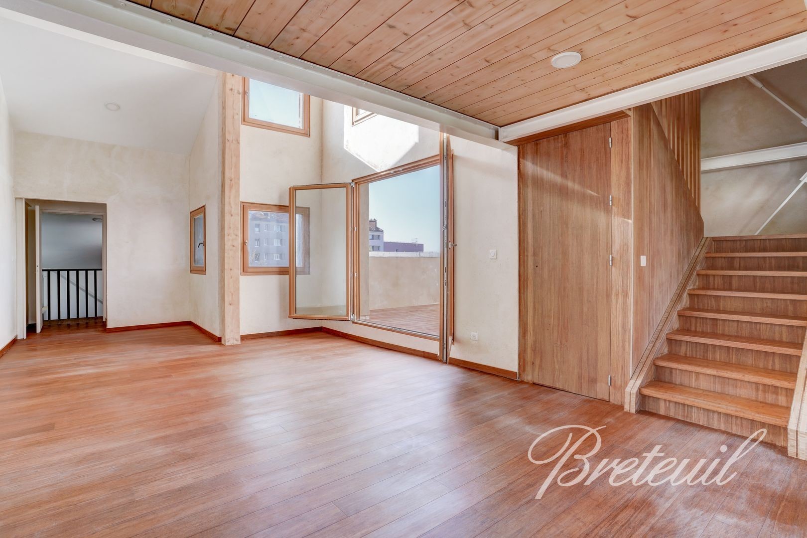 Luxury house for sale in the district Centre Ville-Jean Moulin-Beaumont