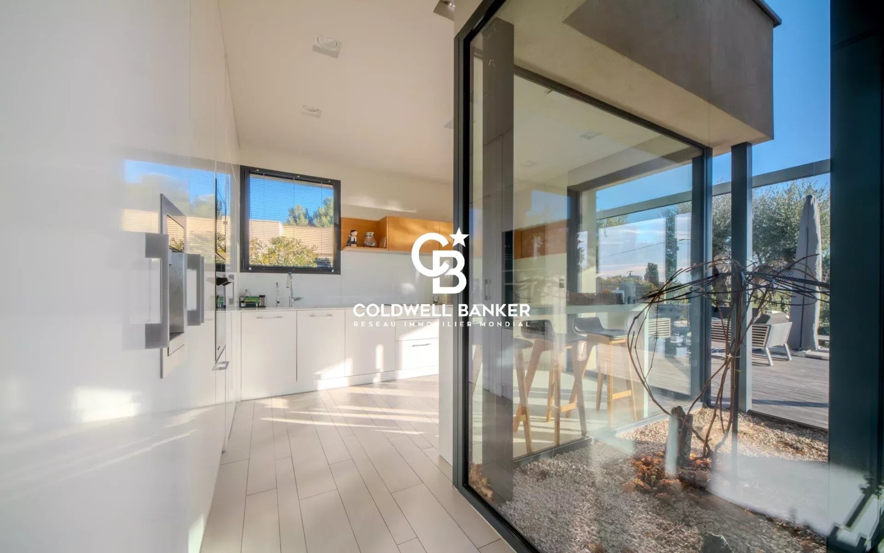 Villa de luxe à vendre dans le quartier La Corniche