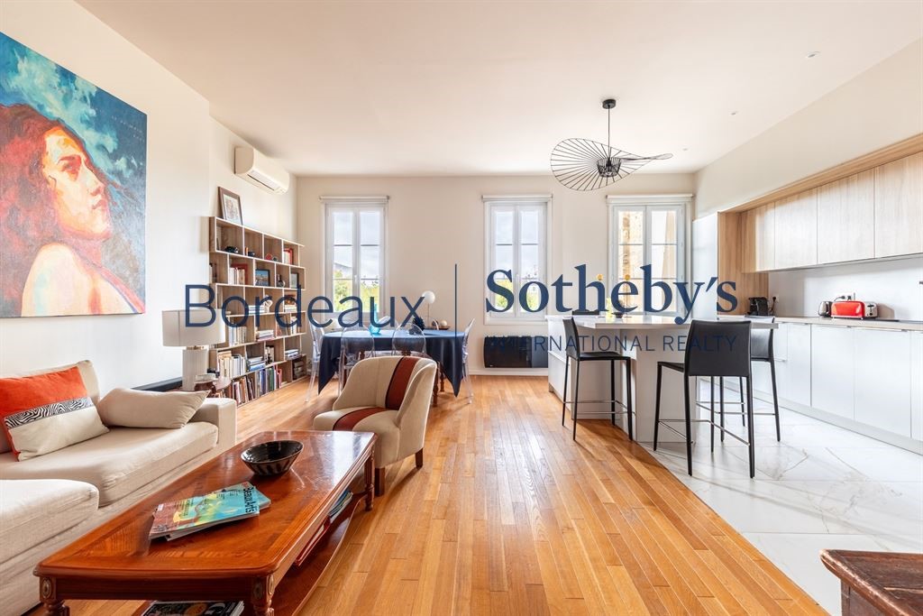 Appartement de luxe à vendre dans le quartier Hôtel de Ville-Quinconce-Saint Seurin-Fondaudège