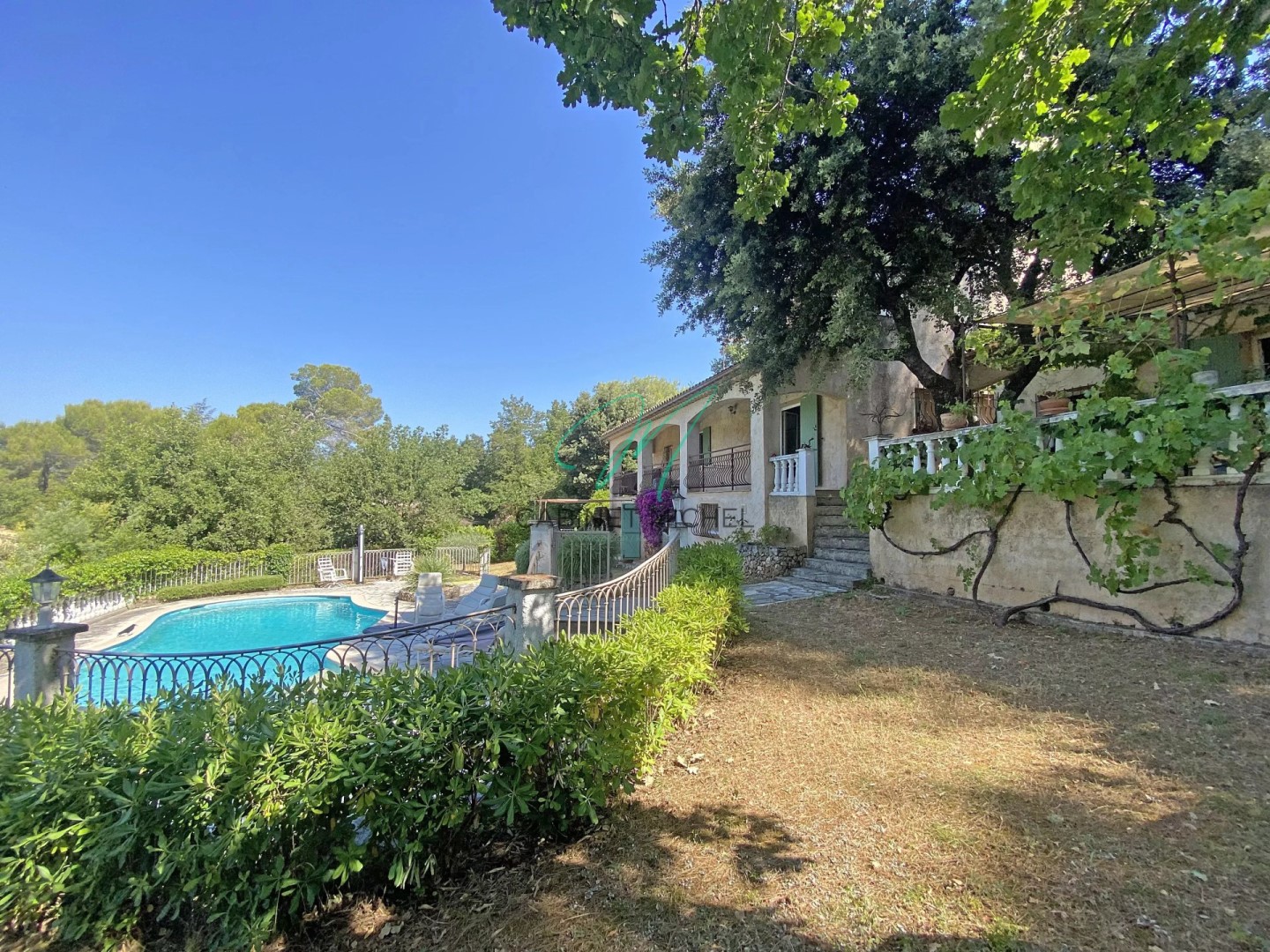 Villa de luxe à vendre dans le quartier Nord