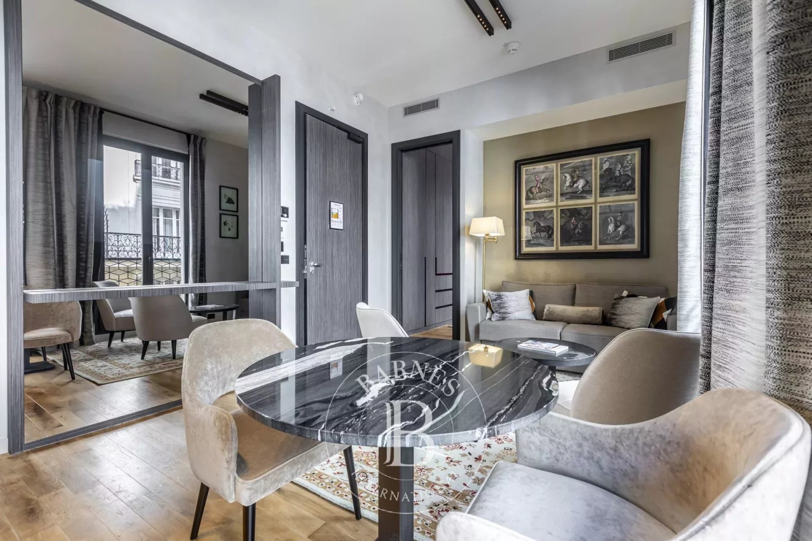 Luxury apartment for rent in the district Chaillot