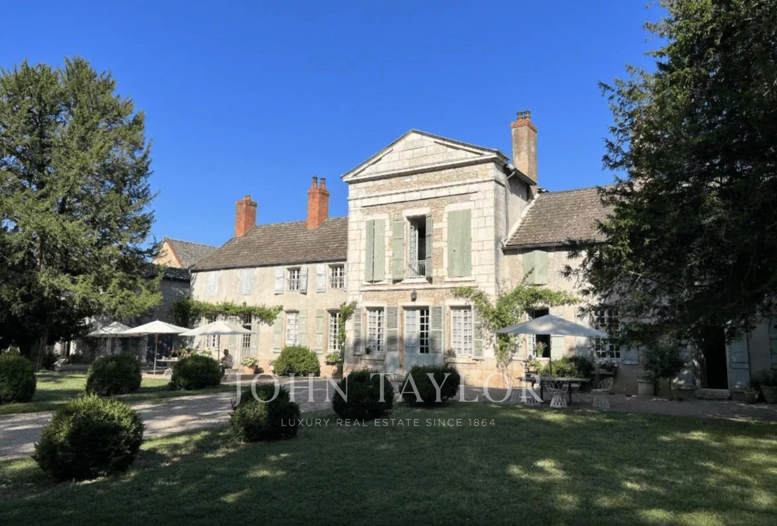 Hôtel particulier à vendre à Givry