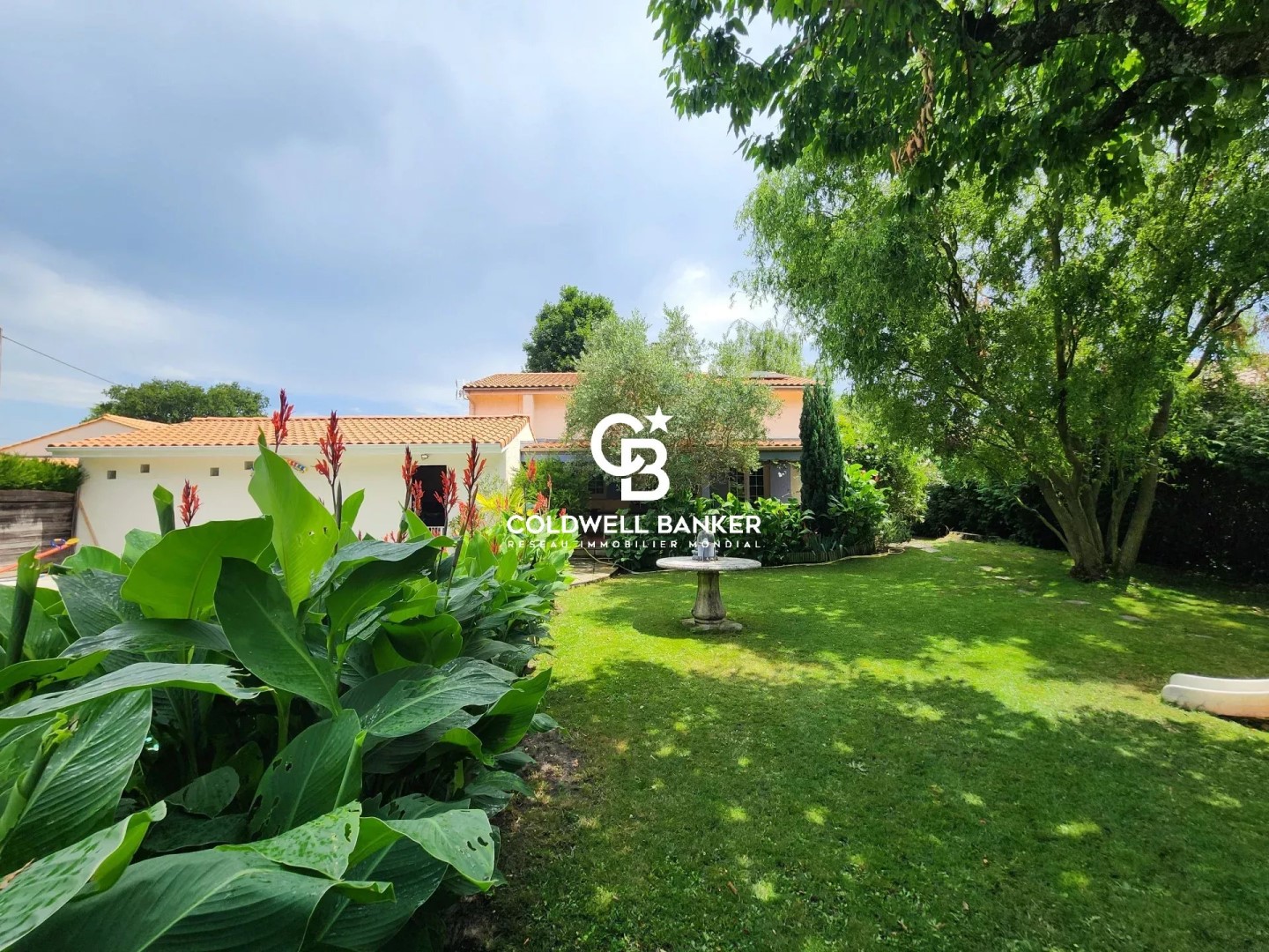 Luxus-Haus zu verkaufen Capeyon-Les Pins