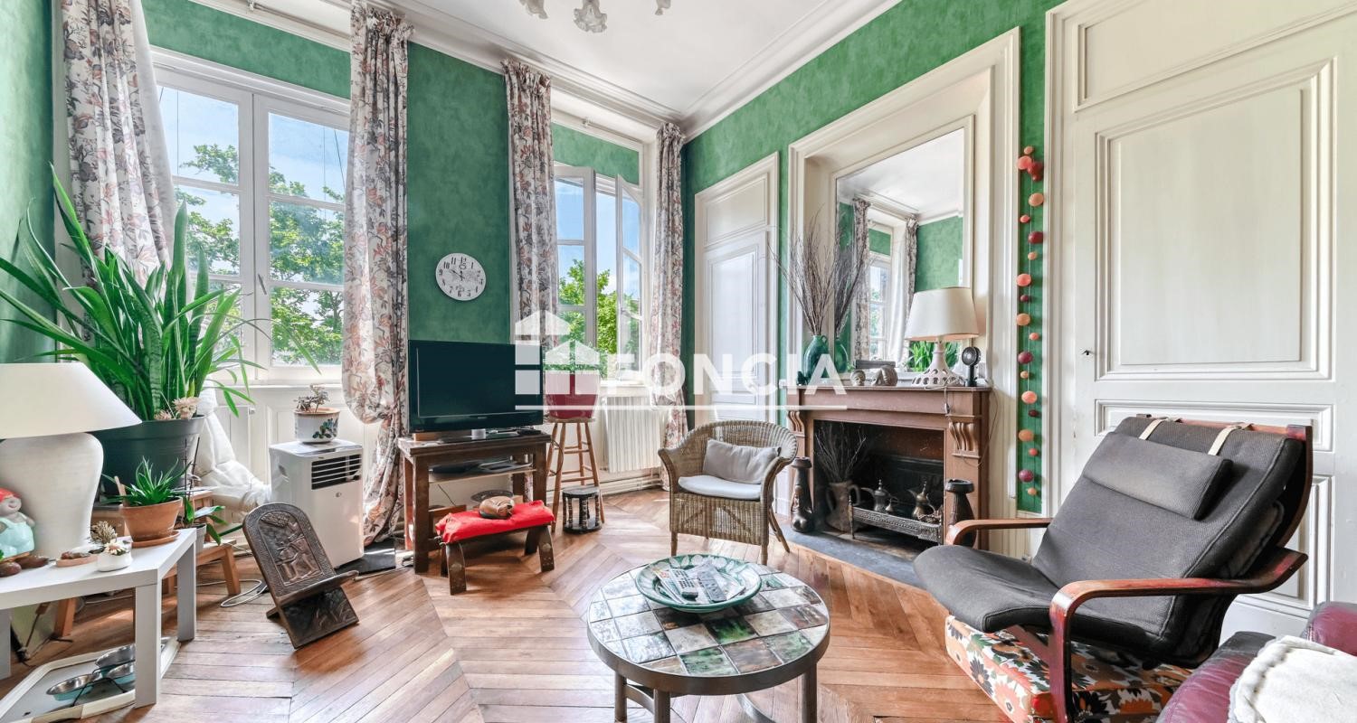 Appartement de luxe à vendre dans le quartier Croix Rousse-Gros Caillou