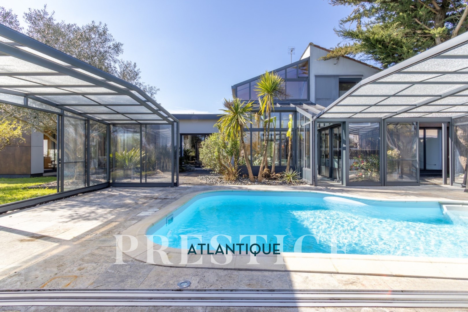 Luxury house for sale in the district Jaunaie-Profondine