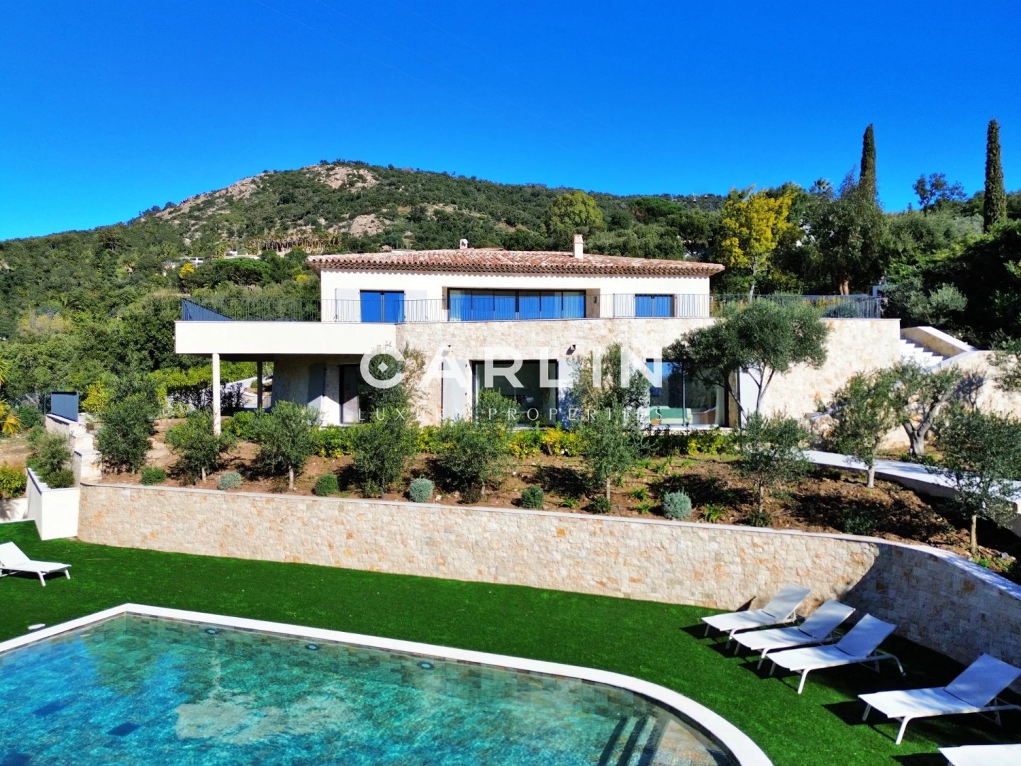 Luxury villa for sale in Grimaud