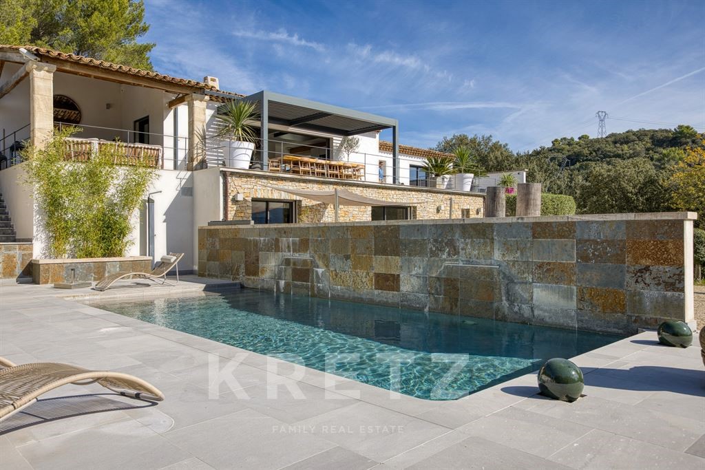 Luxury house for sale in Oraison