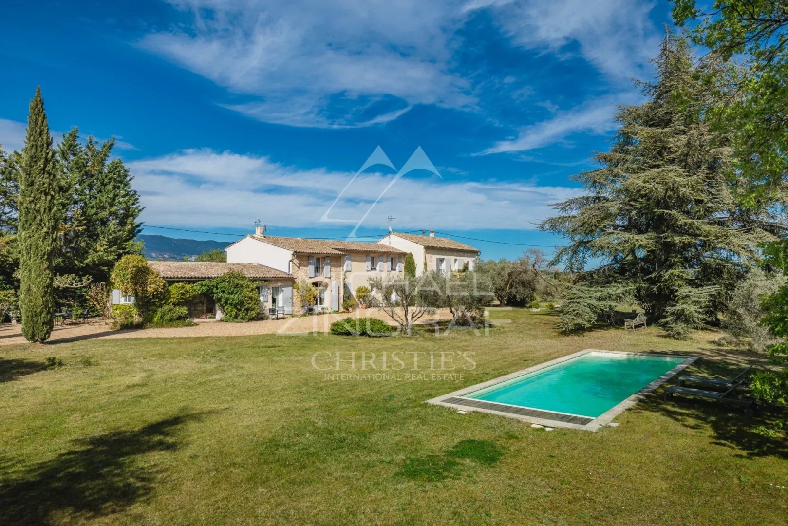 Maison de luxe à vendre à Cucuron