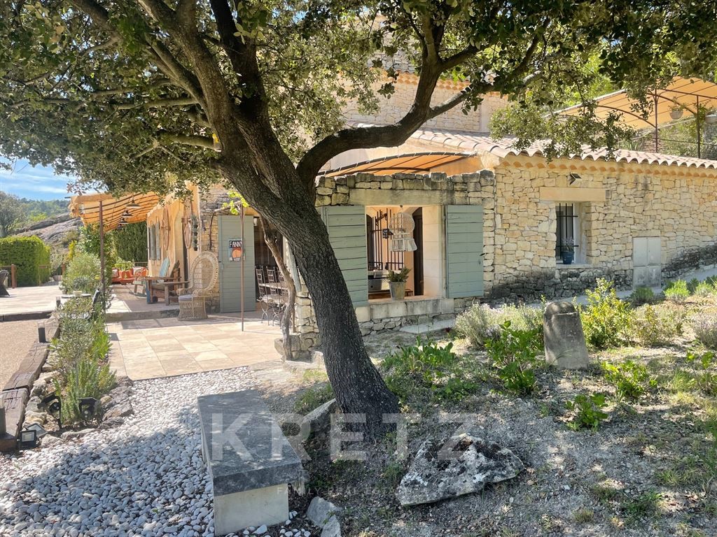 Luxury house for sale in Gordes