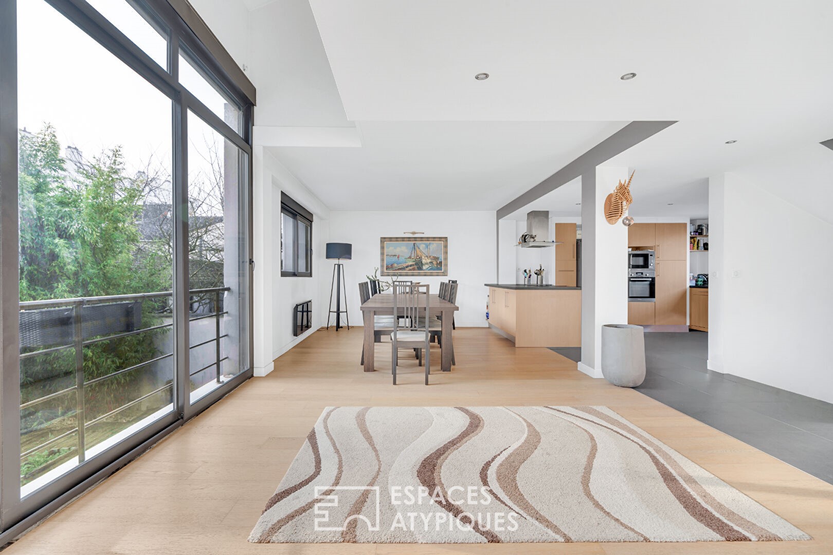 Maison de luxe à vendre dans le quartier Juillet Zola