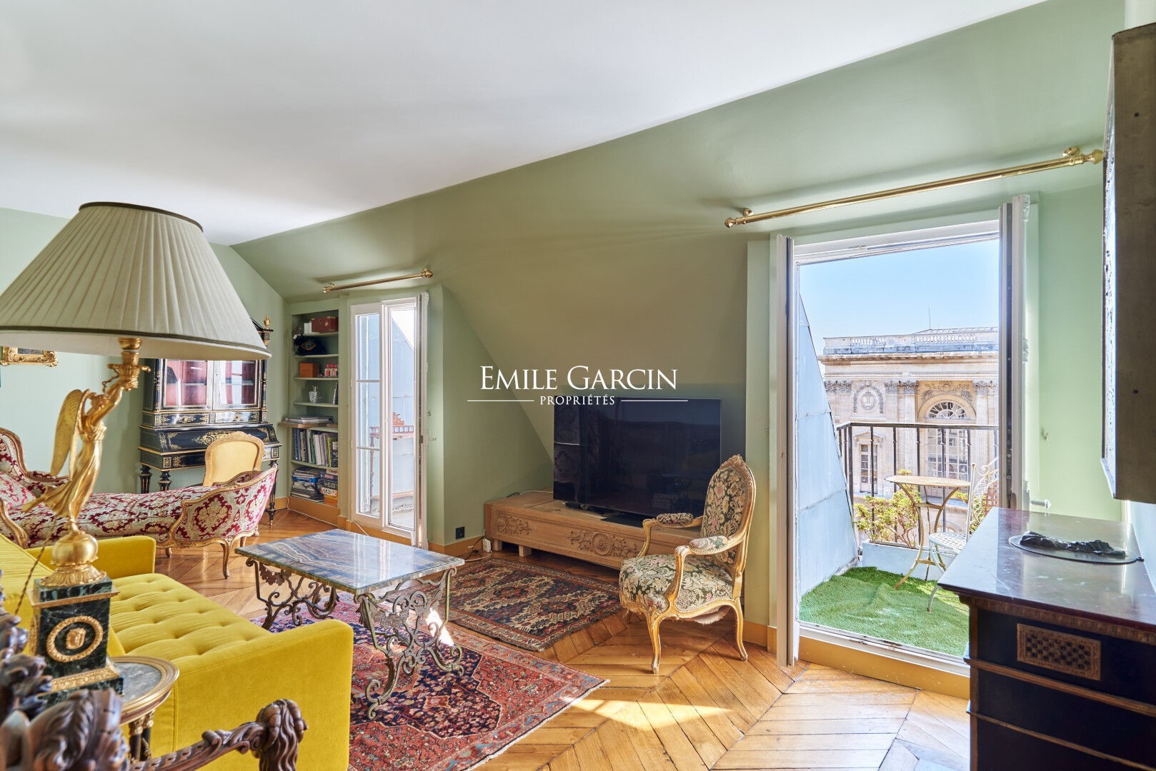 Luxury apartment for sale in the district Saint Germain l'Auxerrois