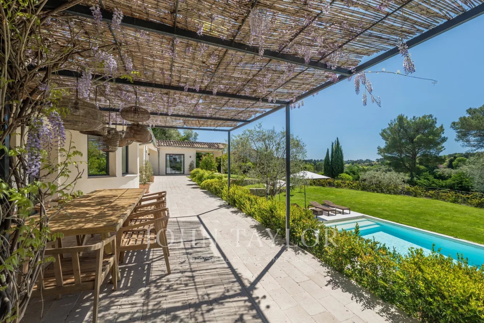 Maison de luxe à vendre dans le quartier Ecarts Sud