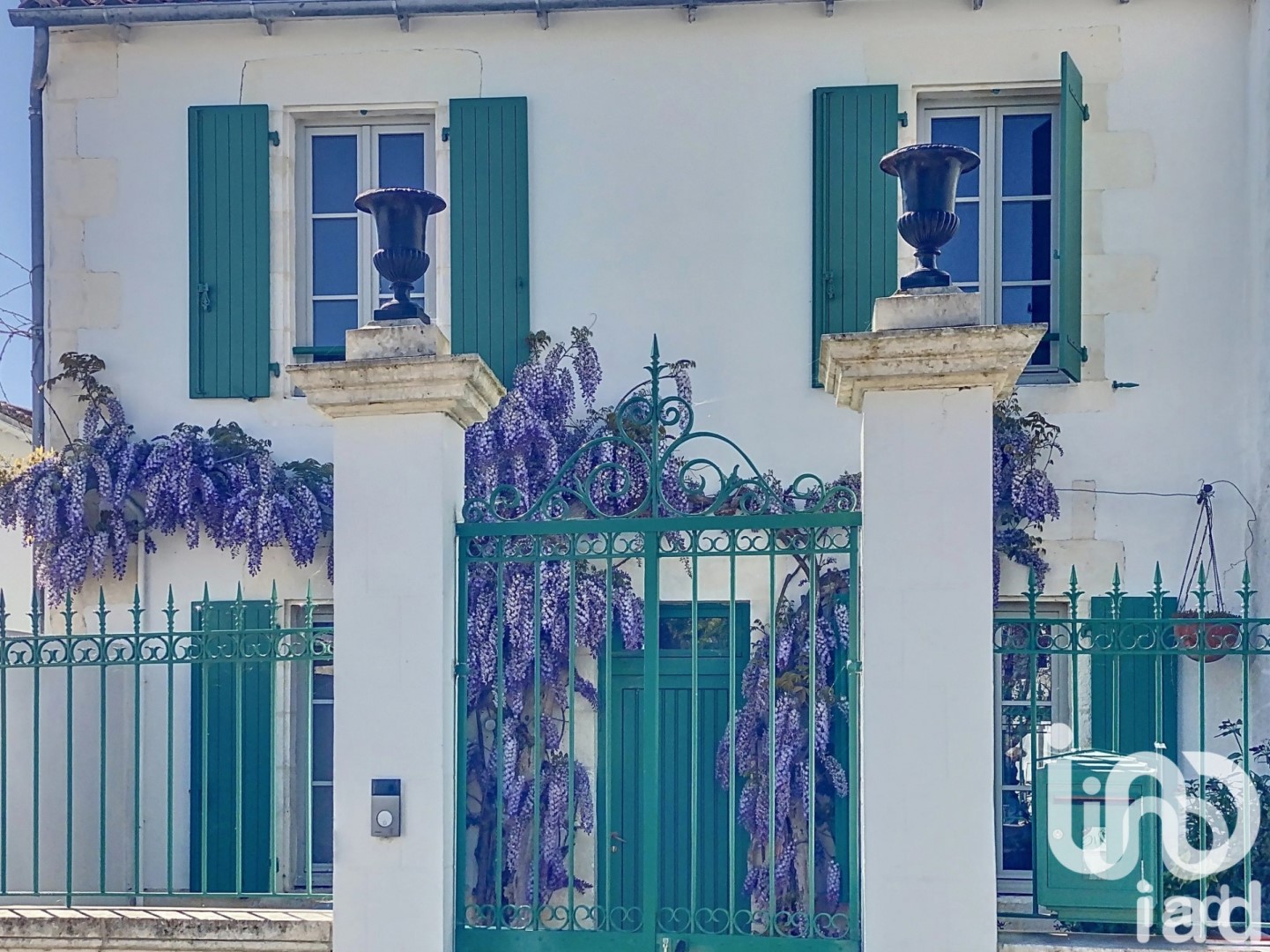 Village house for sale in Sainte-Marie-de-Ré