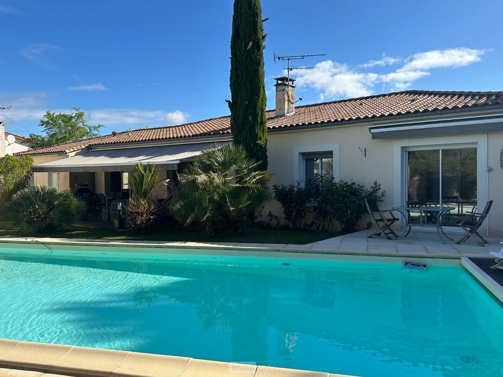 Maison de luxe à vendre au Le Haillan