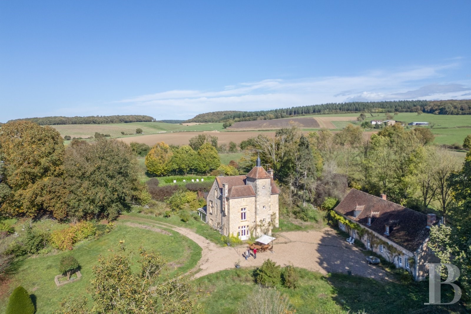 Castle for sale in Nevers
