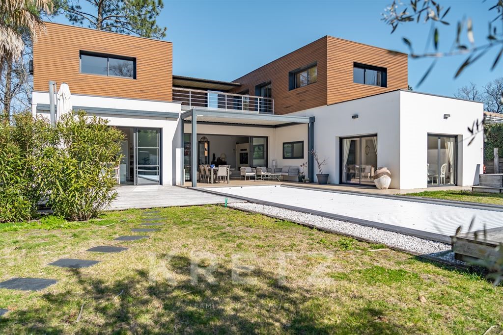 Hedendaagse woning te koop in Pyla sur Mer