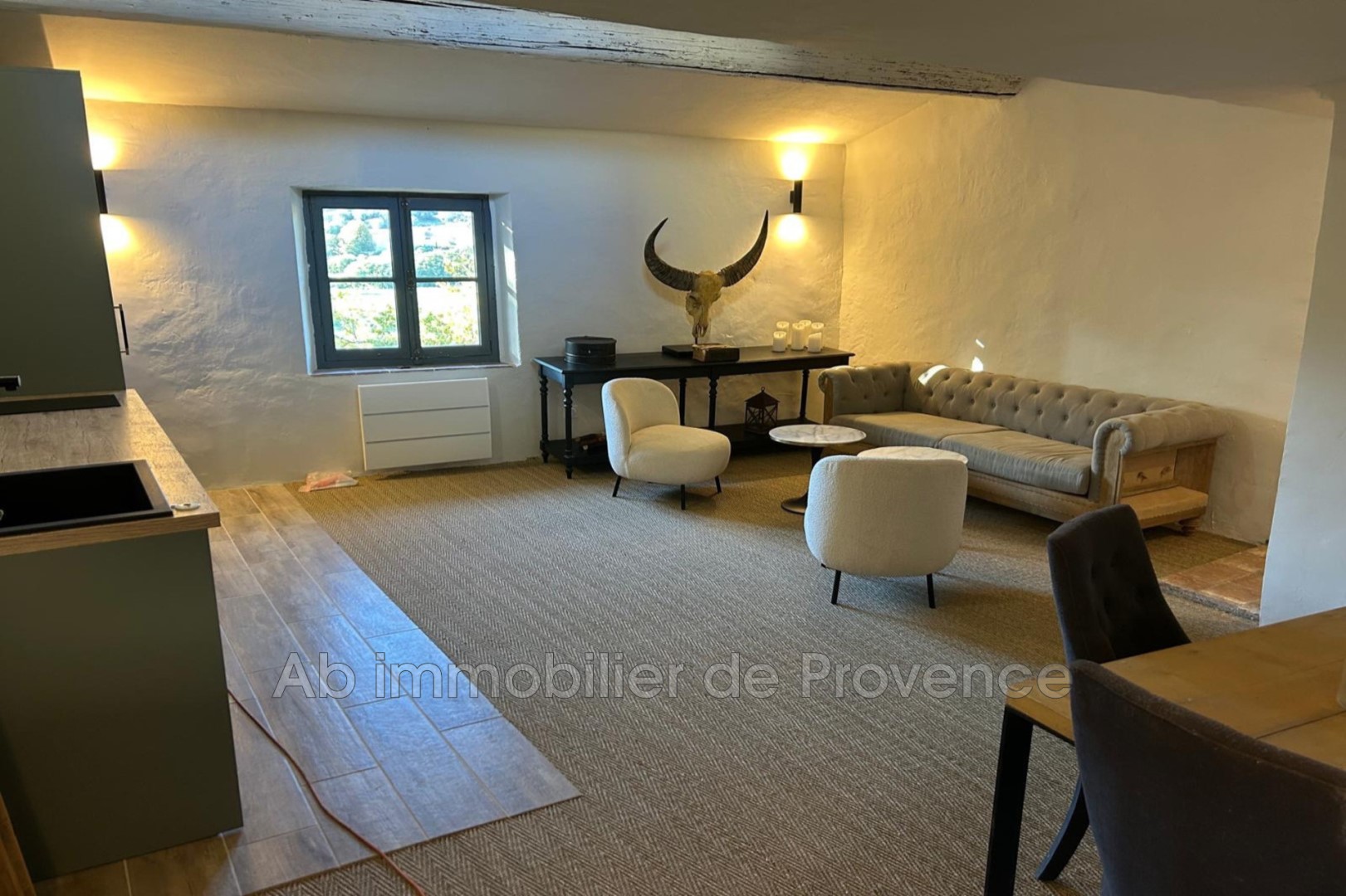 Appartement vue château à LOURMARIN — 7