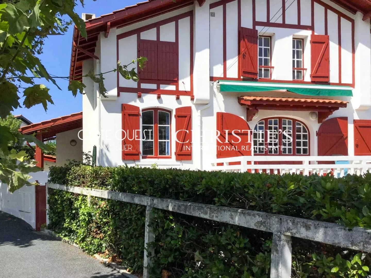Maison de luxe à vendre dans le quartier Sainte Barbe-Lac