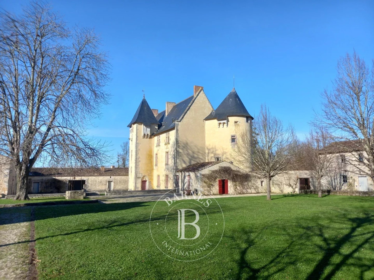 Castle for sale in the district Centre