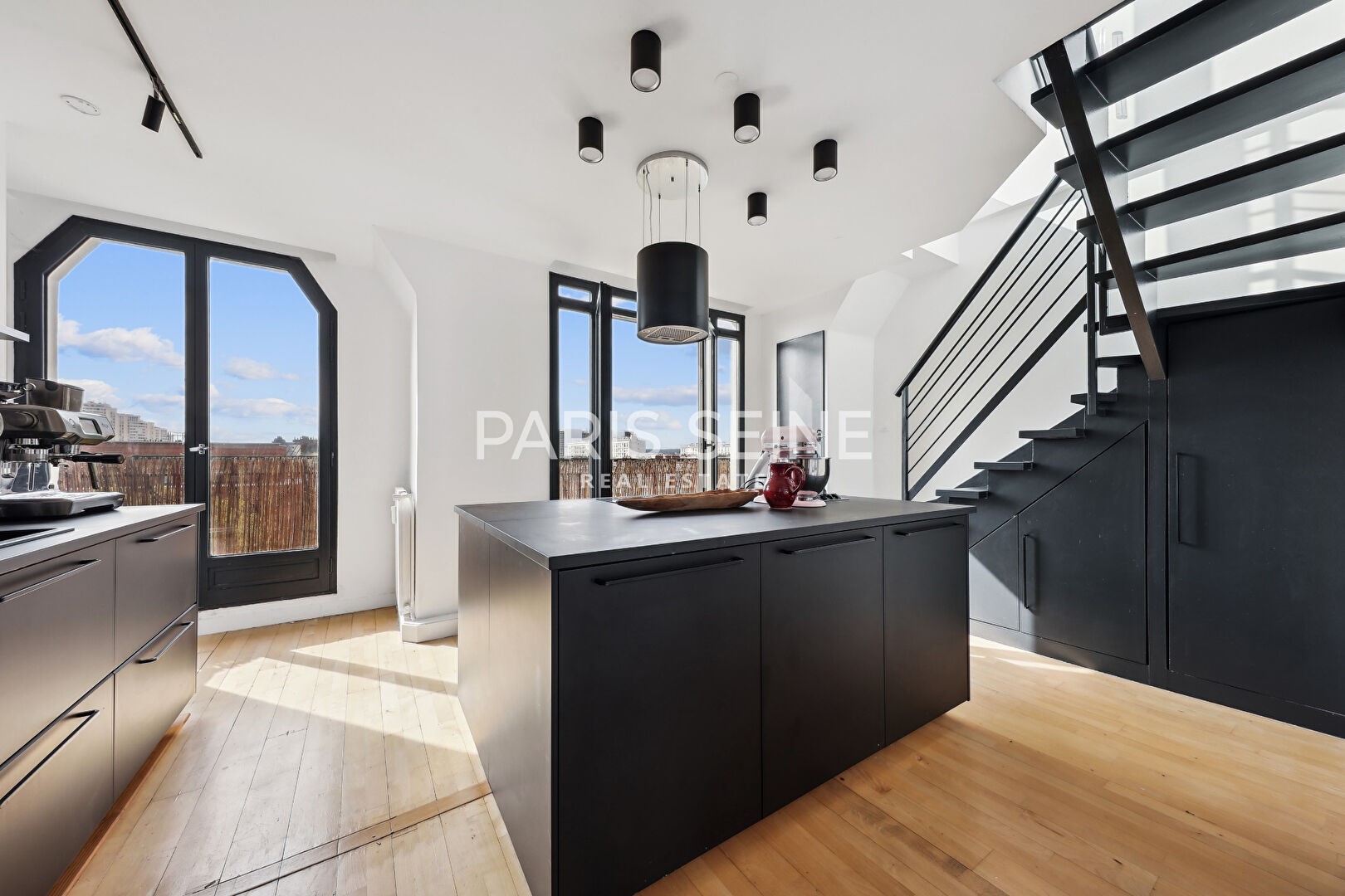 luxury duplex for sale in the district Didot-Porte de Vanves