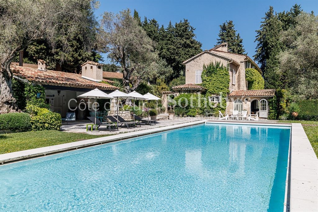 Country house for sale in the district Plan de Noves