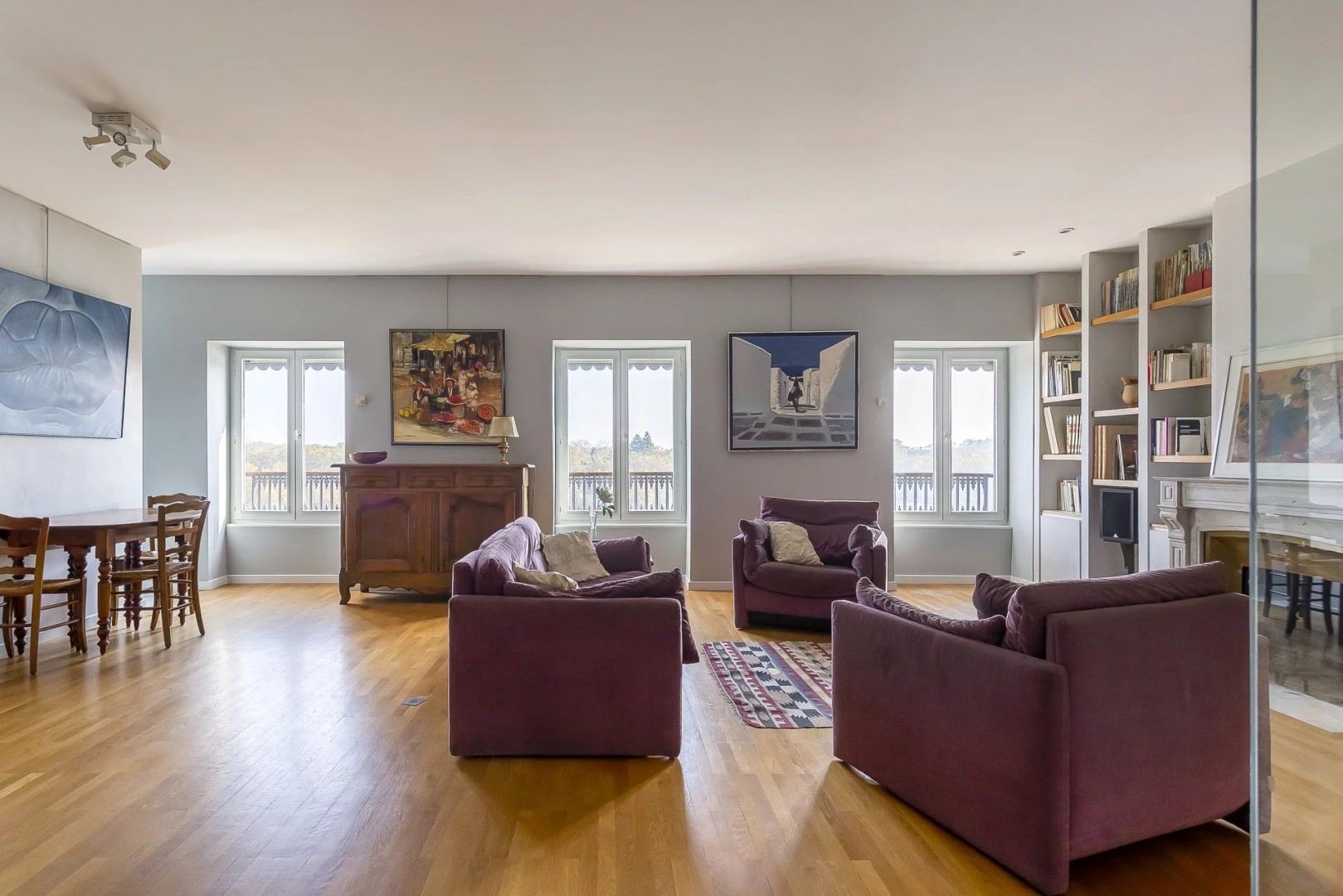 Luxury apartment for sale in the district Bissardon