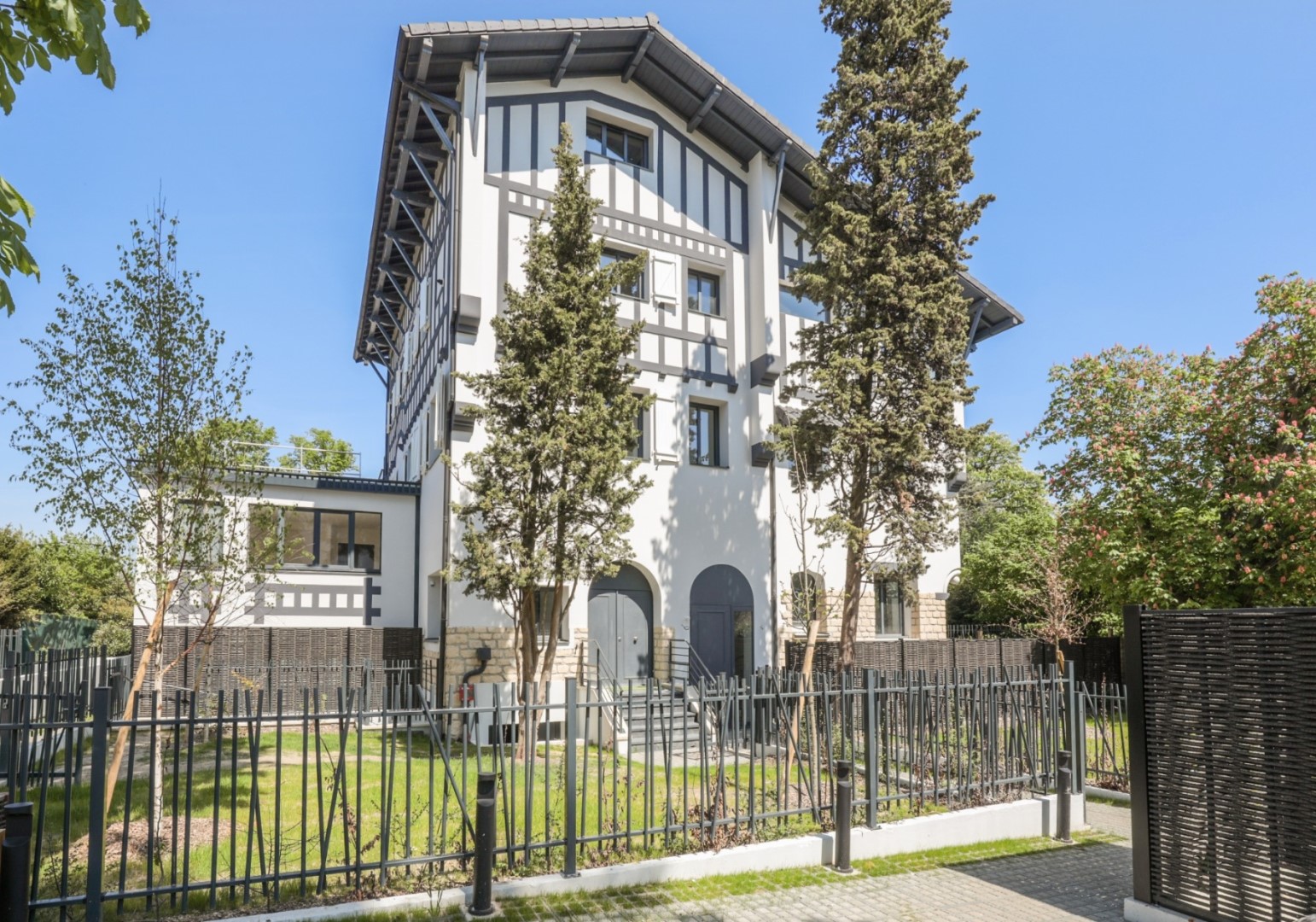 Maison de luxe à vendre à Garches