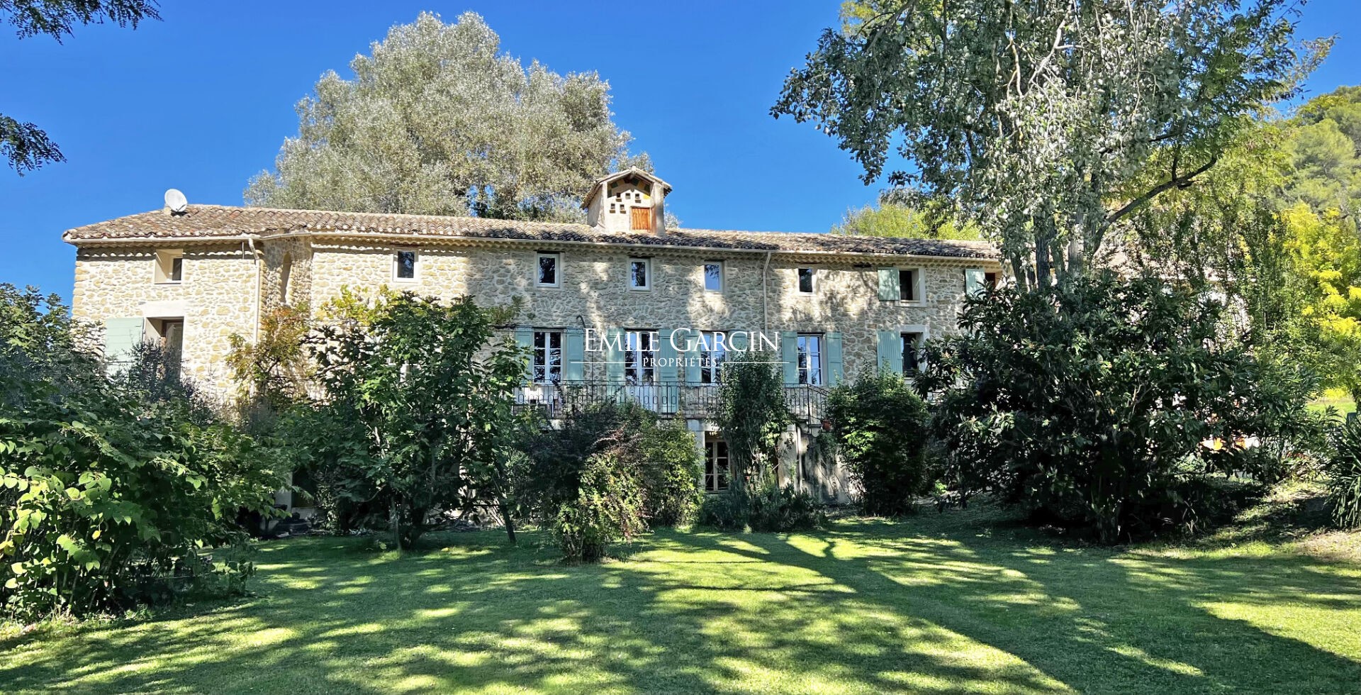 Maison de luxe à vendre à Cadenet