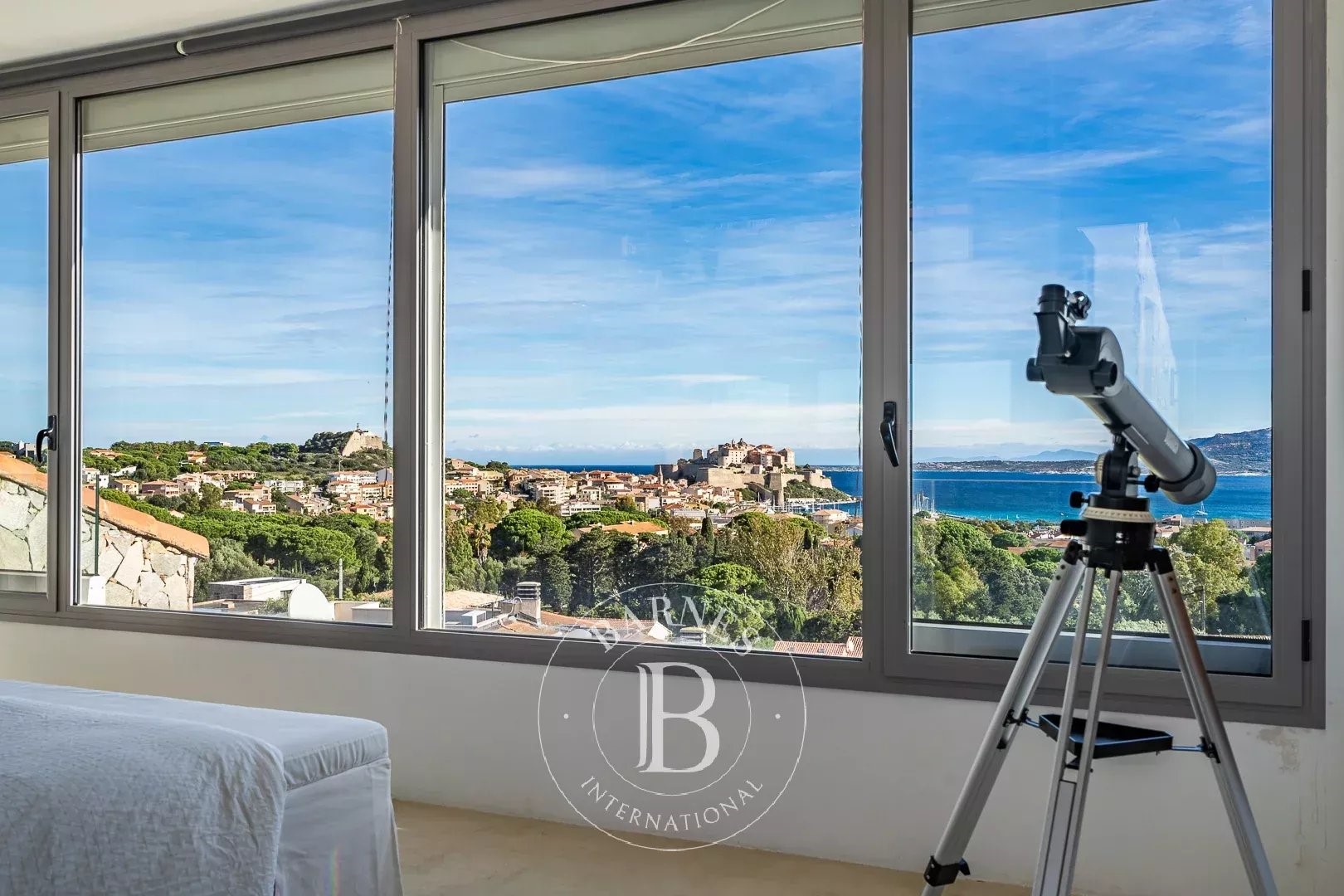 Luxus-villa in saisonaler Vermietung Secteur Périphérique