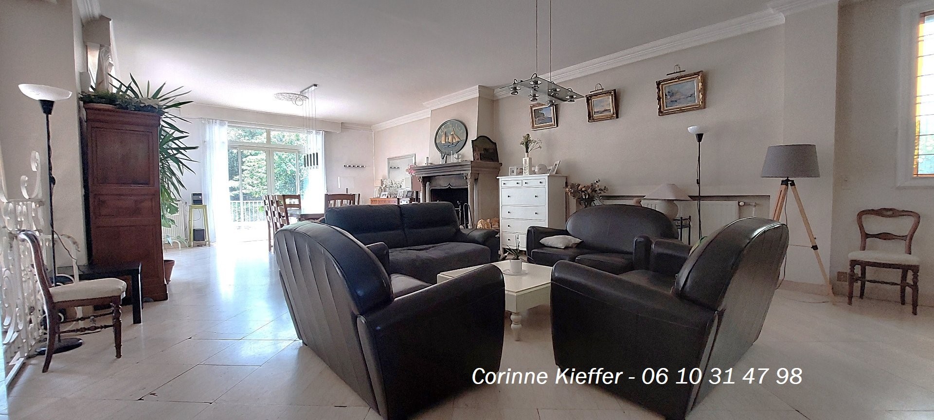 Maison de luxe à vendre dans le quartier Mery Centre