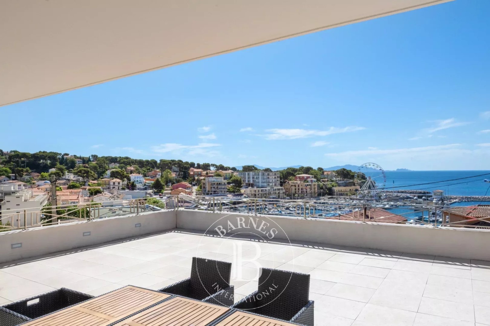 Luxury apartment for sale in Carry-le-Rouet