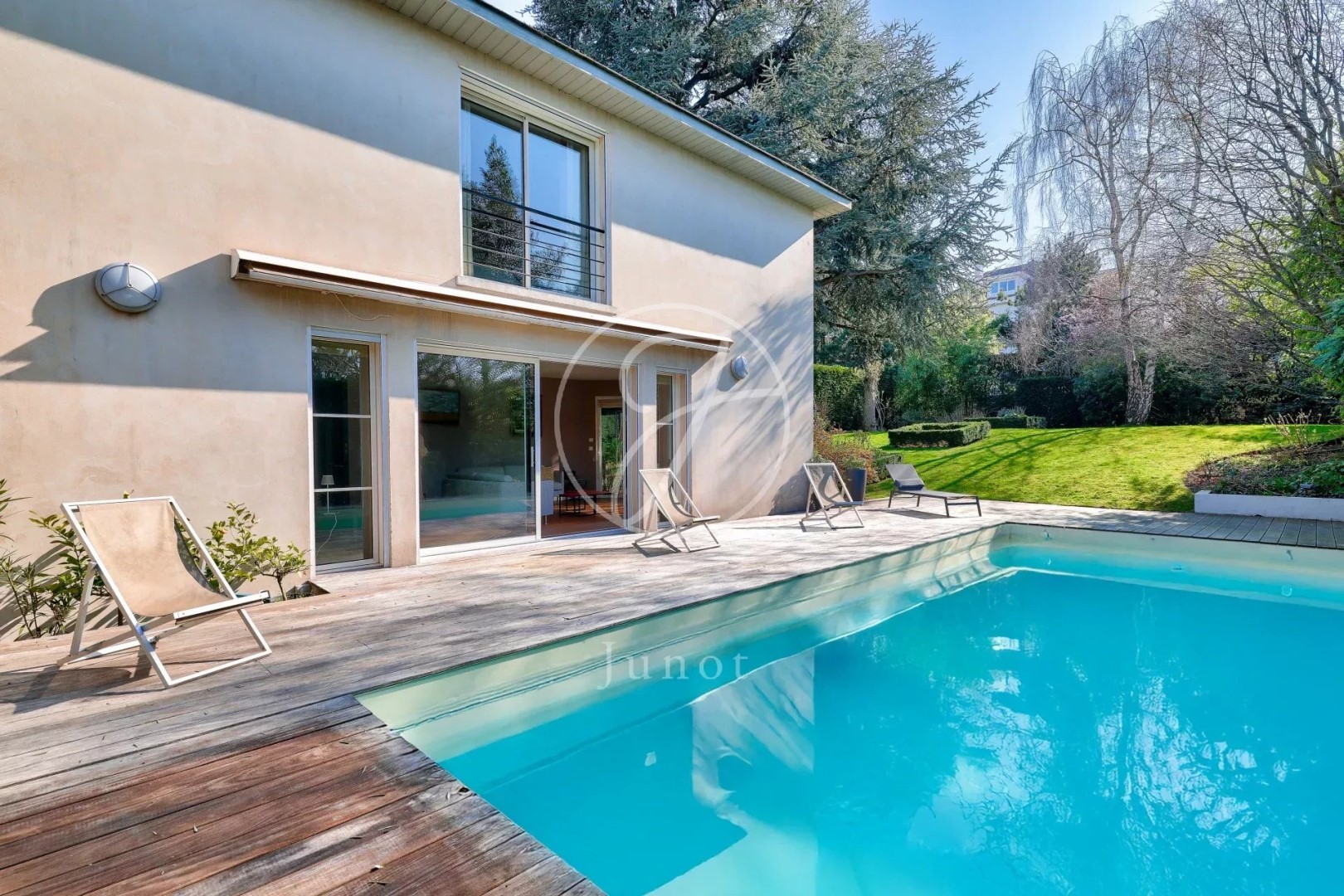 Maison de luxe à vendre dans le quartier Centre Ville