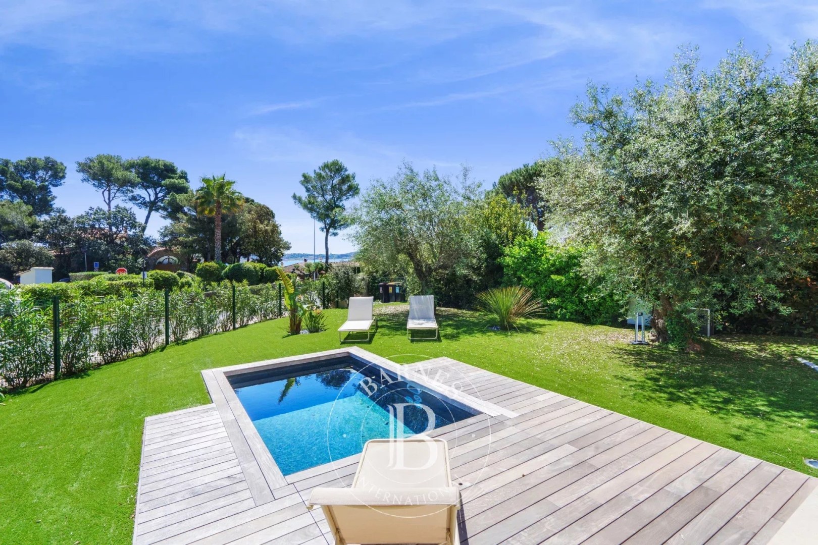 Villa de luxe en location saisonnière à Grimaud
