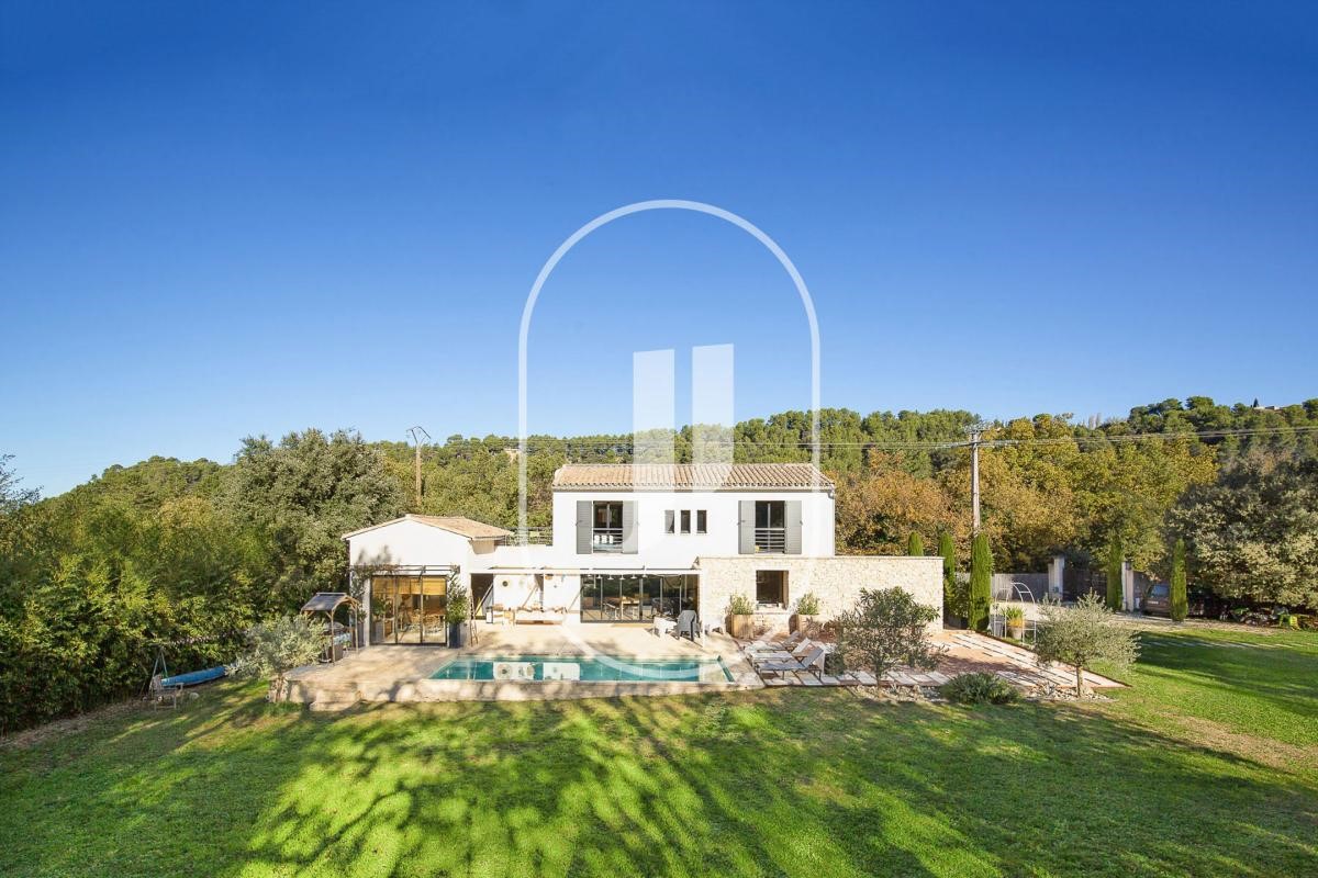 Villa de luxe à vendre à Ménerbes