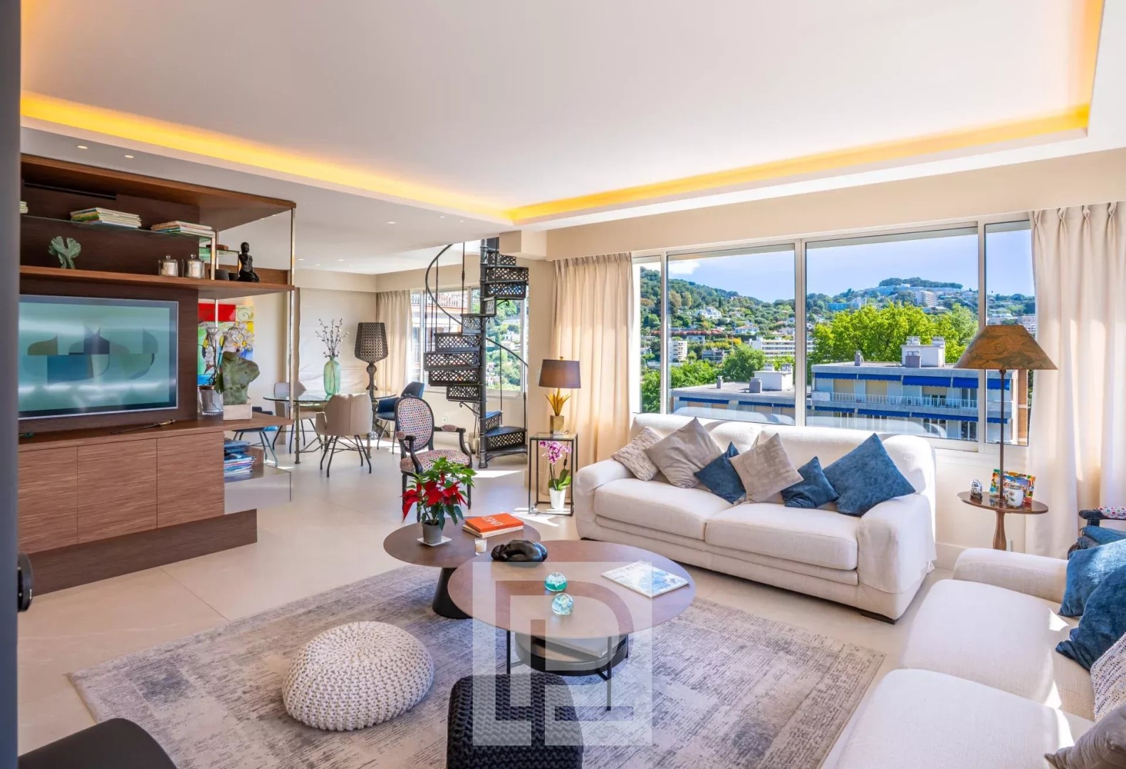 Luxe appartement te koop in Maurice Jeanpierre